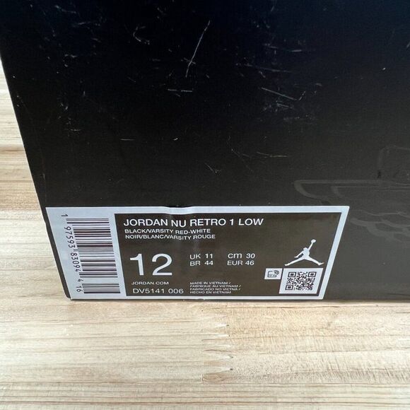 Jordan NU Retro 1 Low Nike Sneakers Mens 12 Varsity Red black white NEW in box - Picture 10 of 10